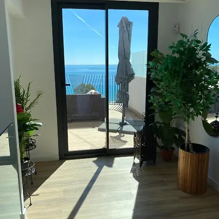 아파트 Beachfront Penthouse! 빌라조요사