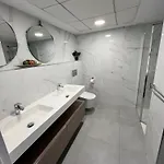 Beachfront Penthouse! Apartment