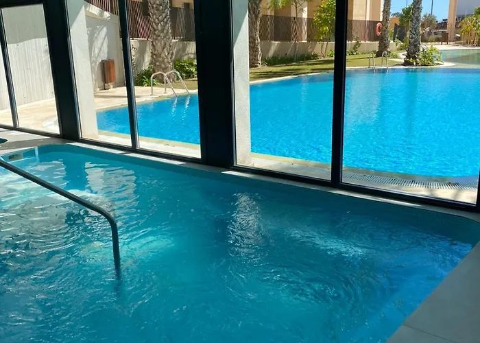 Beachfront Penthouse! アパート *
